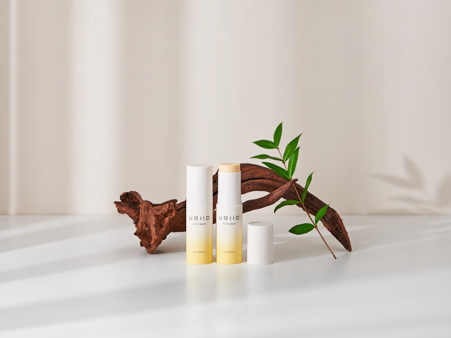 URIID V9 Vitamin Multi Ampoule Stick / Multi Balm